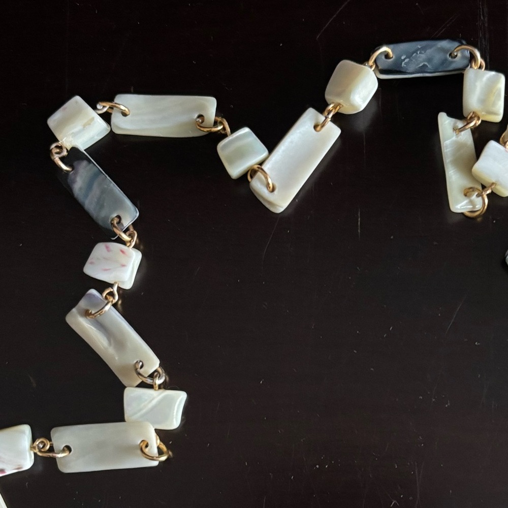 Mother of Pearl vintage necklace - Picture 2 of 9